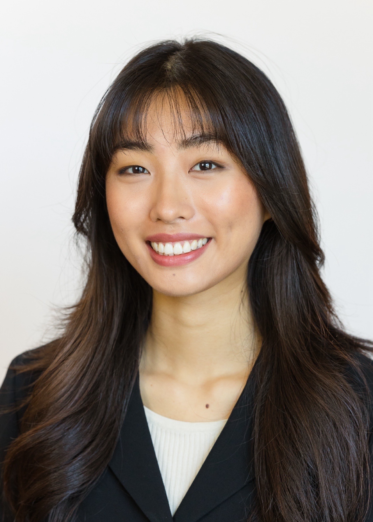 Gloria Kim